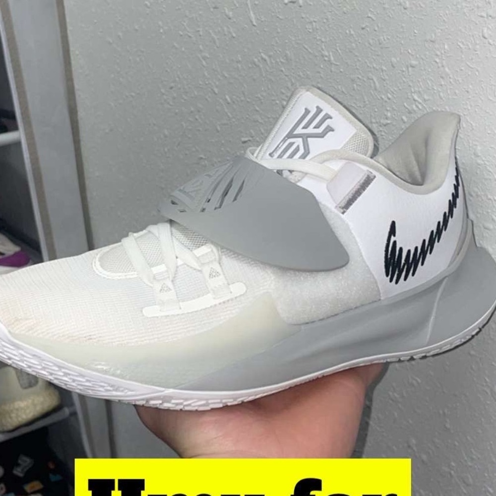Nike Kyries Size 11.5